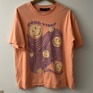 Smiley face tee